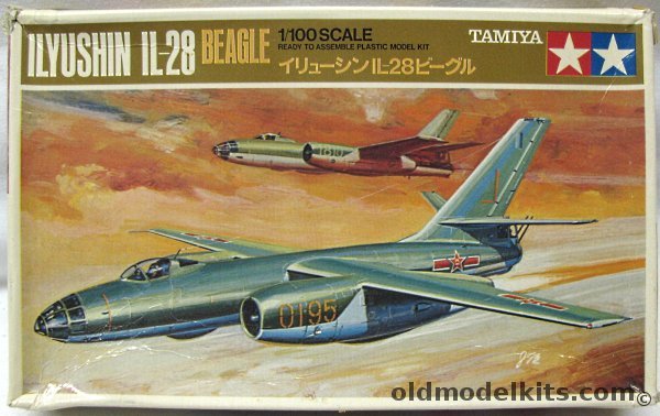 Tamiya 1/100 Ilyuschin Il-28 Beagle - Chinese Air Force / Soviet Air Force / Indonesian Air Force / Finnish Air Force / Polish Air Force, PA1015-150 plastic model kit
